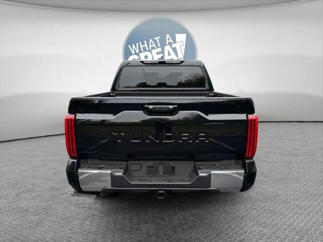 2026 Toyota Tundra SR5 CrewMax 5.5' Bed