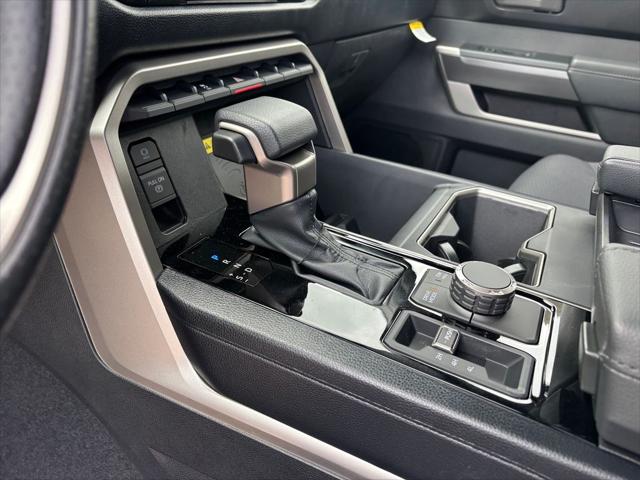 2026 Toyota Tundra SR5 CrewMax 5.5' Bed