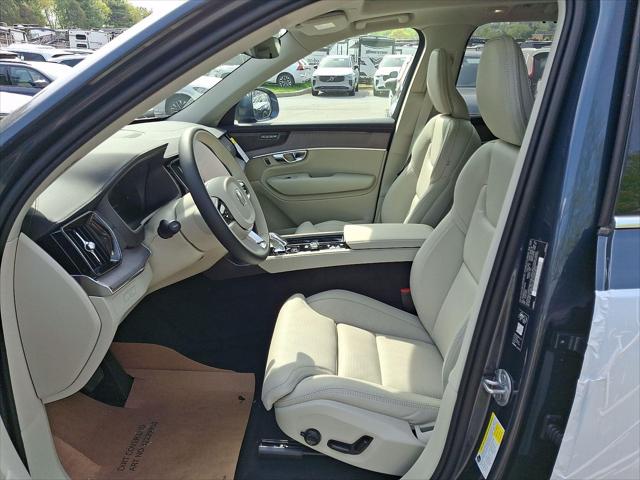 2026 Volvo XC90 Plug-In Hybrid Ultra, T8 AWD, Electric/Gasoline, Bright, 6 Seats