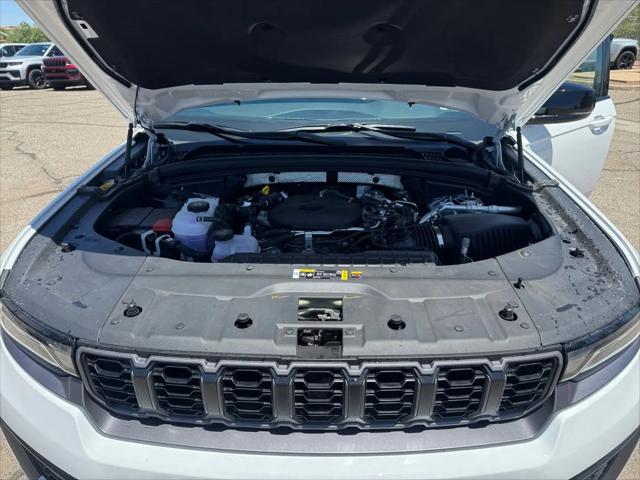 2026 Jeep Grand Cherokee Altitude 4x4