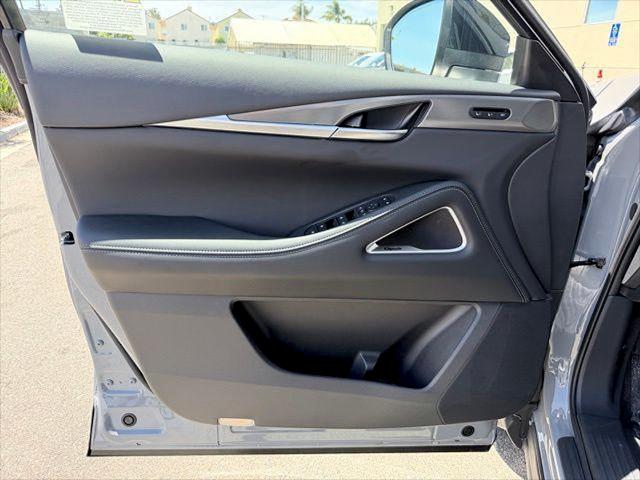 2027 INFINITI QX60 LUXE