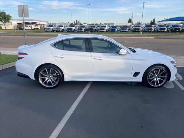2023 Genesis G70 2.0T RWD
