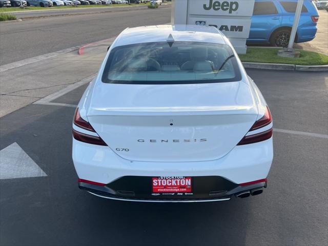2023 Genesis G70 2.0T RWD