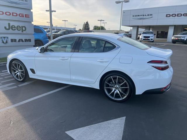 2023 Genesis G70 2.0T RWD