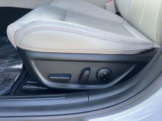 2023 Genesis G70 2.0T RWD