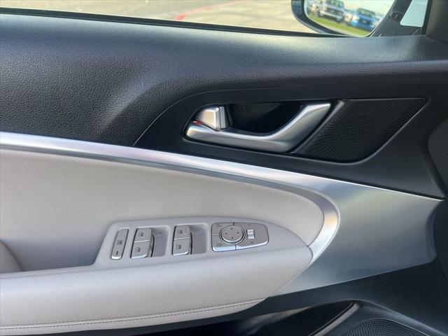 2023 Genesis G70 2.0T RWD