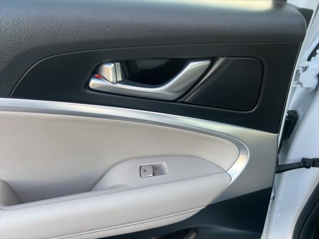 2023 Genesis G70 2.0T RWD