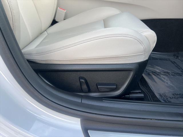 2023 Genesis G70 2.0T RWD