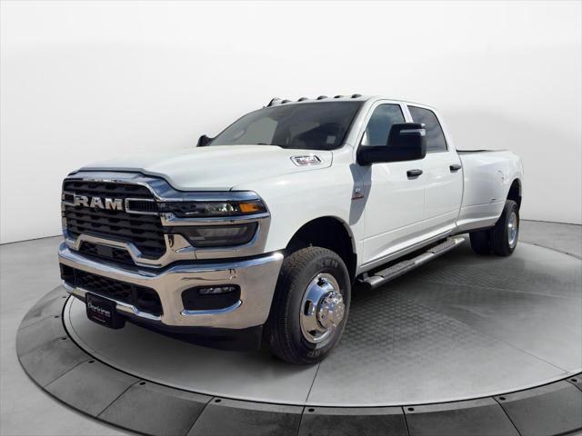 2026 RAM Ram 3500 RAM 3500 TRADESMAN CREW CAB 4X4 8 BOX
