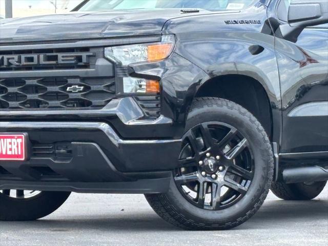 2026 Chevrolet Silverado 1500 4WD Crew Cab Short Bed Custom