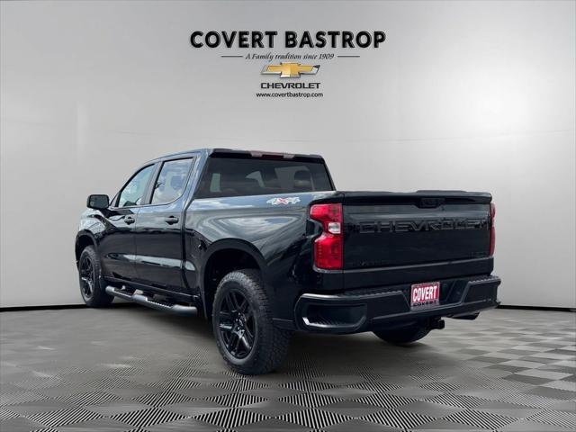 2026 Chevrolet Silverado 1500 4WD Crew Cab Short Bed Custom