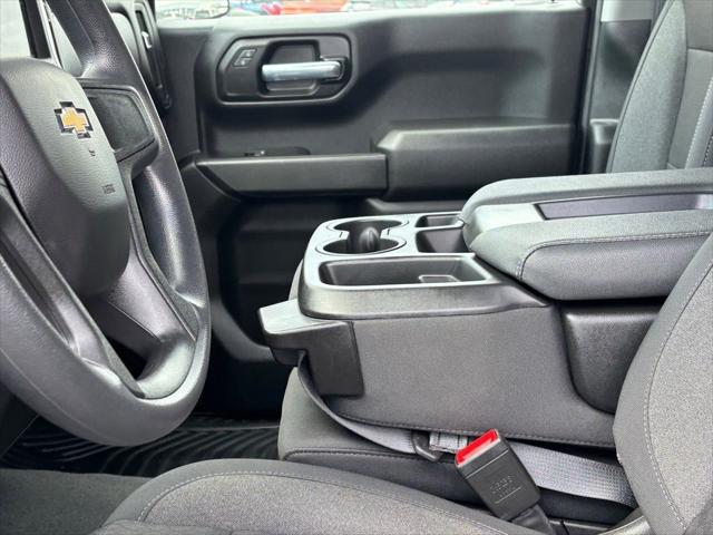 2026 Chevrolet Silverado 1500 4WD Crew Cab Short Bed Custom