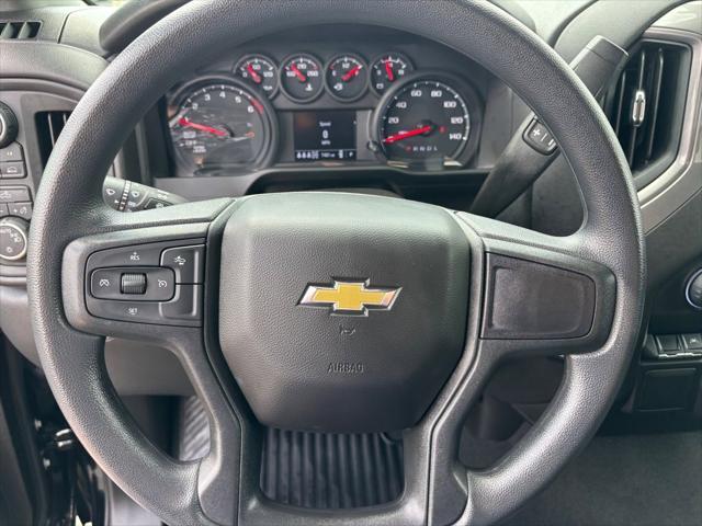 2026 Chevrolet Silverado 1500 4WD Crew Cab Short Bed Custom