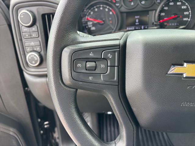 2026 Chevrolet Silverado 1500 4WD Crew Cab Short Bed Custom