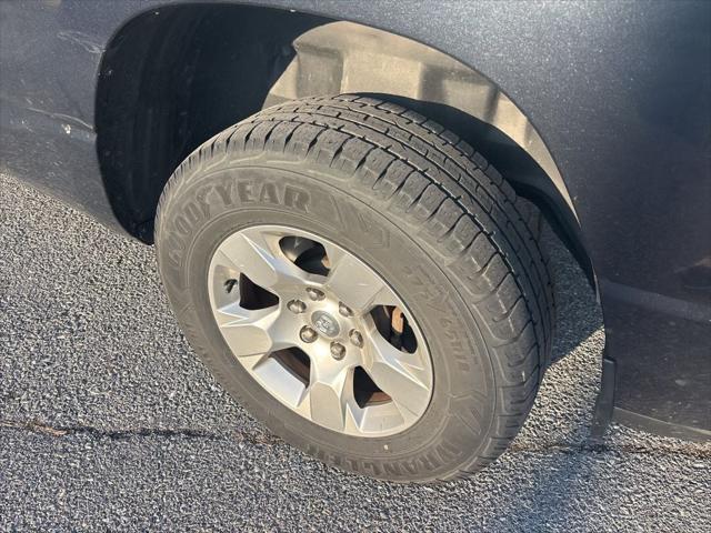 2020 RAM 1500 Big Horn Quad Cab 4x4 64 Box