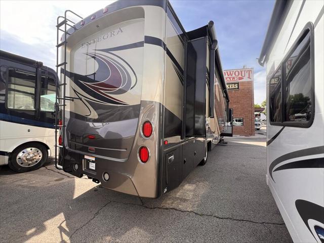 2021 Ford F-53 Unknown