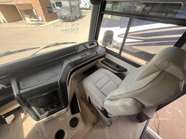 2021 Ford F-53 Unknown