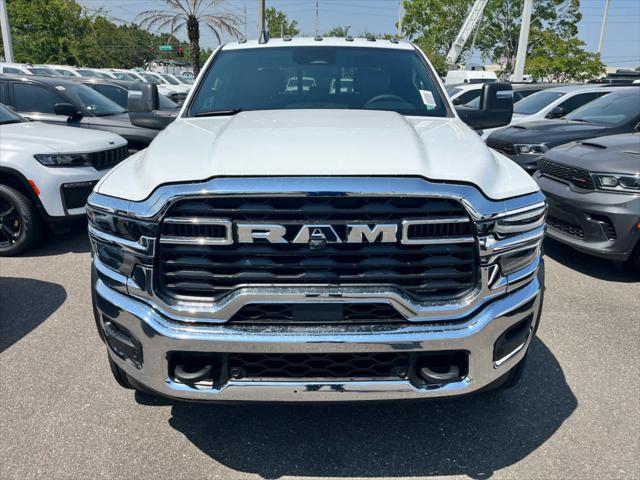 2026 RAM Ram 5500 Chassis Cab RAM 5500 TRADESMAN CHASSIS CREW CAB 4X4 84 CA