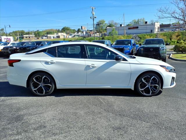 2026 Nissan Altima SR FWD