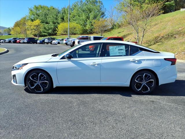 2026 Nissan Altima SR FWD