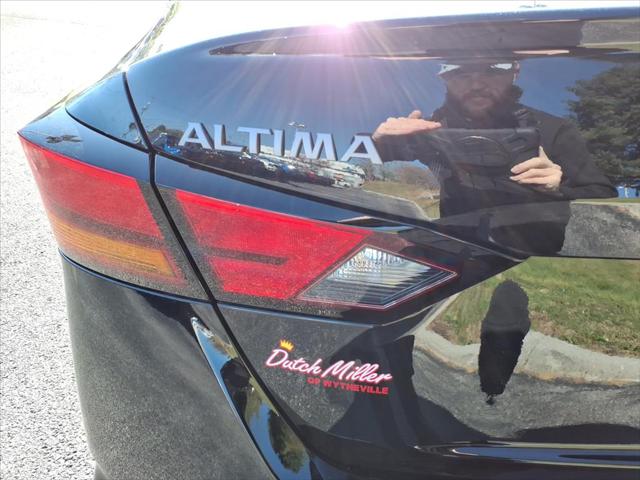 2026 Nissan Altima SR FWD