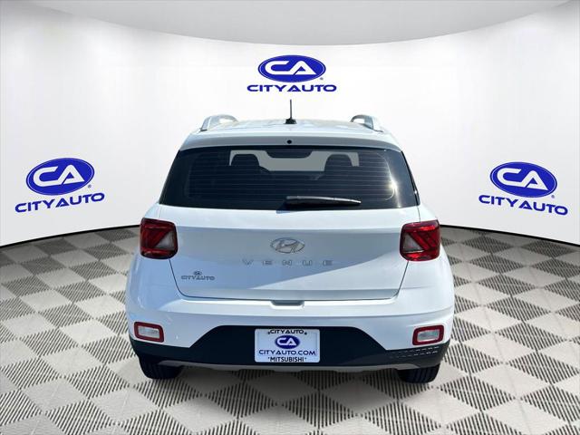 2025 Hyundai Venue SEL
