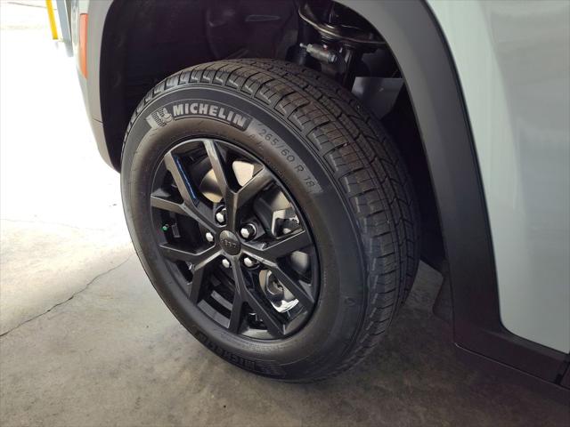 2026 Jeep Grand Cherokee L Altitude 4x4