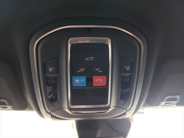 2026 Jeep Grand Cherokee L Altitude 4x4