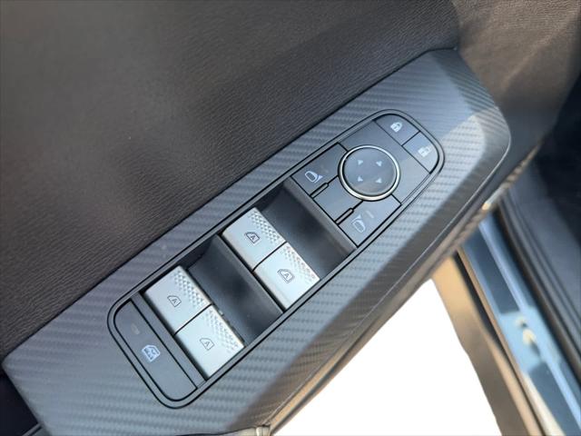 2026 Mitsubishi Outlander LE 1.5T S-AWC