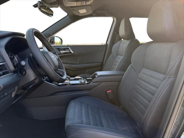 2026 Mitsubishi Outlander LE 1.5T S-AWC