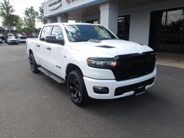 2026 RAM Ram 1500 RAM 1500 EXPRESS CREW CAB 4X4 57 BOX