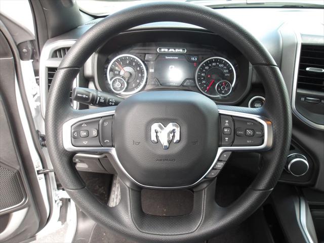 2026 Ram 1500 Express Crew Cab 4x4 5'7" Box