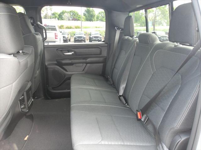 2026 Ram 1500 Express Crew Cab 4x4 5'7" Box