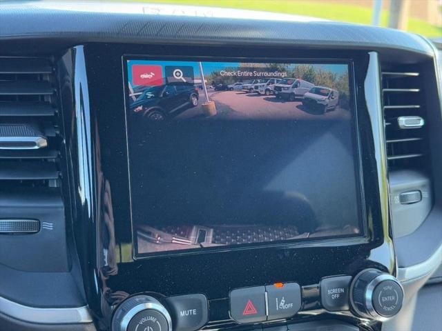 2025 Ram 1500 Big Horn Crew Cab 4x4 5'7" Box