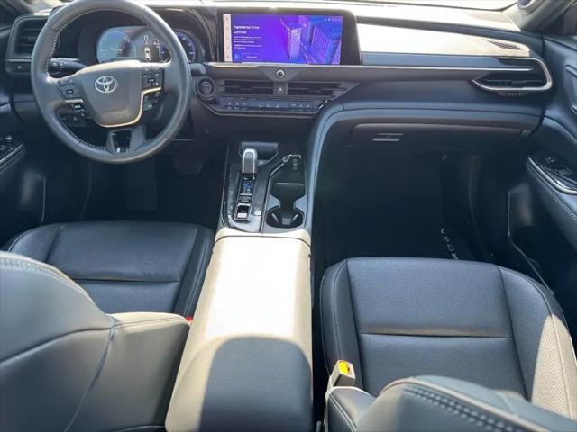 2024 Toyota Crown Platinum
