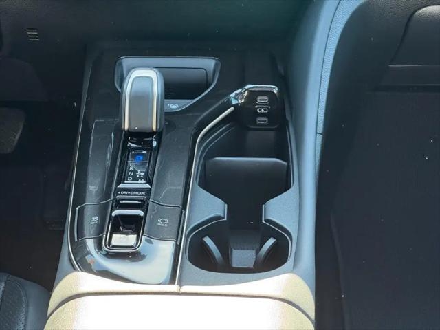2024 Toyota Crown Platinum