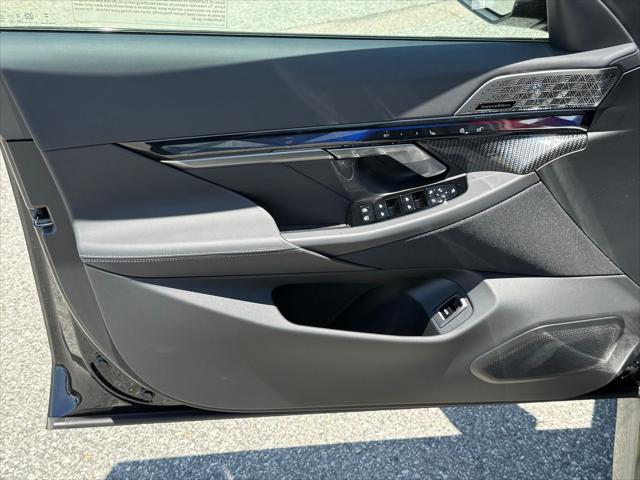 2027 BMW M5 Base