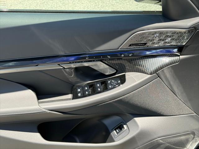 2027 BMW M5 Base