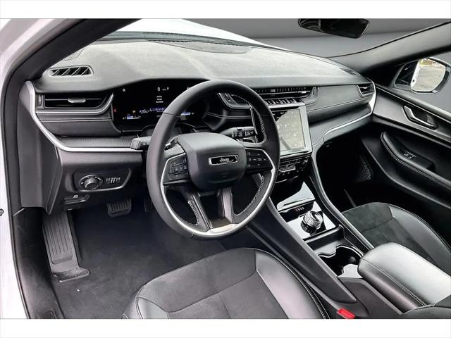 2025 Jeep Grand Cherokee L Altitude X 4x4