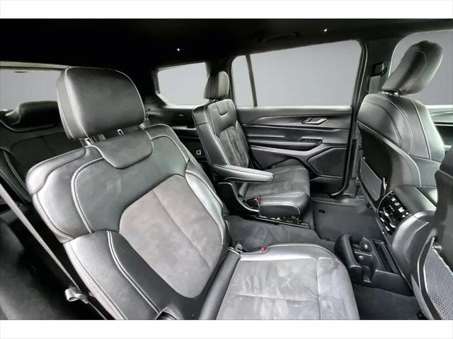 2025 Jeep Grand Cherokee L Altitude X 4x4