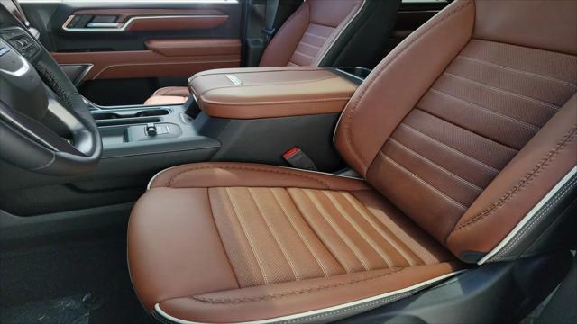 2026 GMC Sierra 2500HD Crew Cab, Standard Bed, Denali Ultimate, 4WD