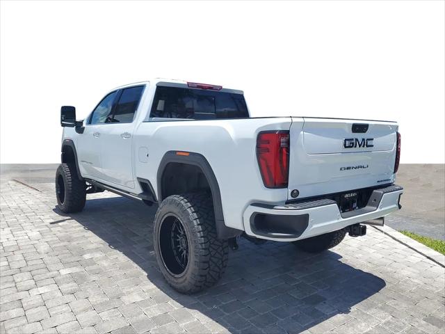 2026 GMC Sierra 2500HD Crew Cab, Standard Bed, Denali Ultimate, 4WD