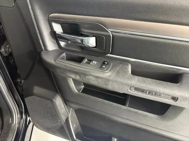 2024 Ram 1500 Classic Warlock Crew Cab 4x4 5'7" Box