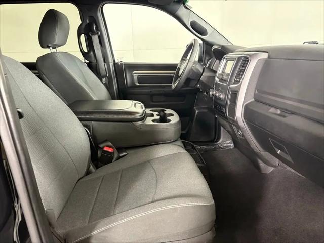 2024 Ram 1500 Classic Warlock Crew Cab 4x4 5'7" Box