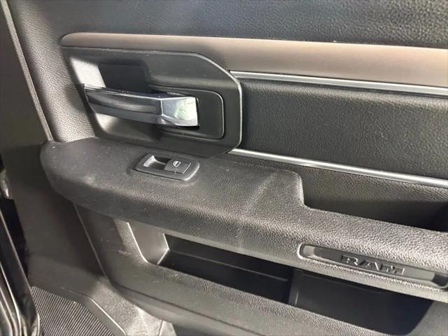 2024 Ram 1500 Classic Warlock Crew Cab 4x4 5'7" Box