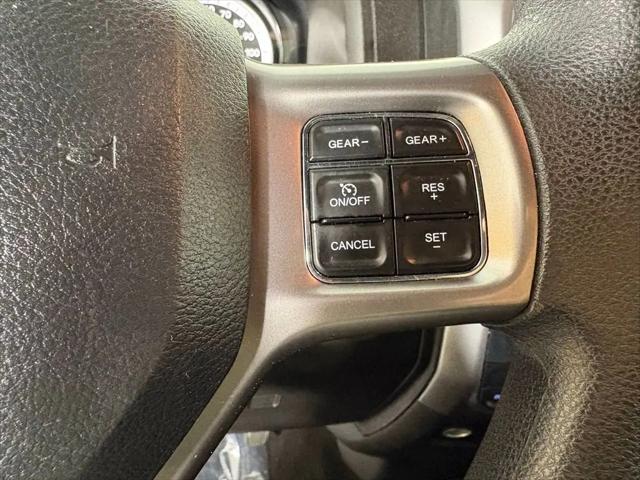 2024 Ram 1500 Classic Warlock Crew Cab 4x4 5'7" Box