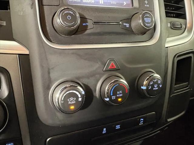 2024 Ram 1500 Classic Warlock Crew Cab 4x4 5'7" Box