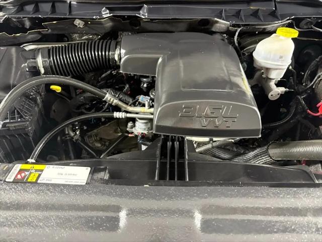 2024 Ram 1500 Classic Warlock Crew Cab 4x4 5'7" Box