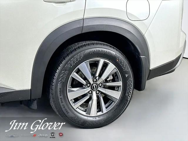 2024 Nissan Pathfinder SL 4WD