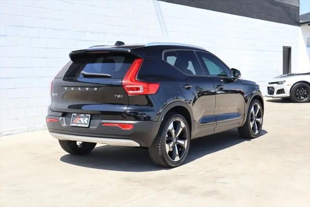 2019 Volvo XC40 T5 Momentum